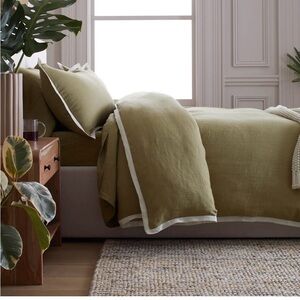 NWOT Quince European Linen Contrast Flange duvet cover Aloe/Sand